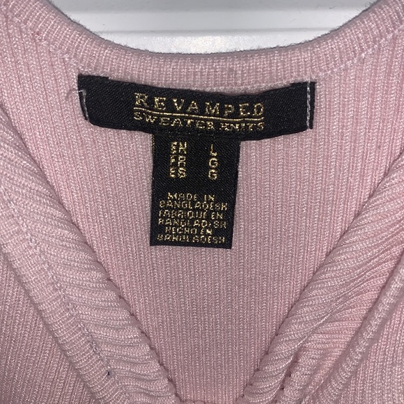 Simple Pink Knit Dress - Picture 2 of 3